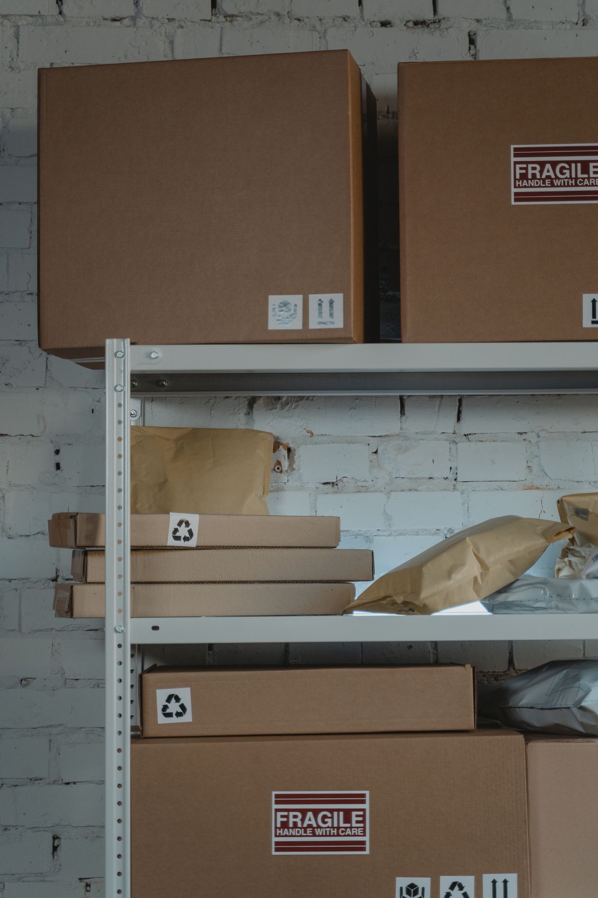 Packing customer orders for an ecommerce brand